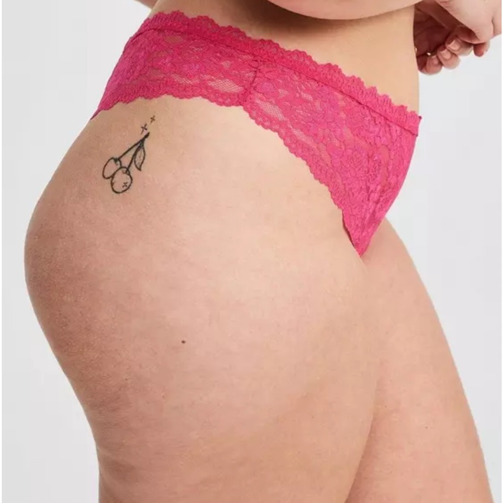 Torrid Size 2 Pink Lace Thong Panty With Open Gusset NWT